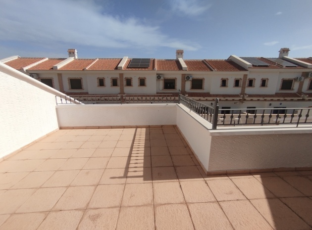 Resale - Townhouse - San Miguel de Salinas - Res. Los Alcores