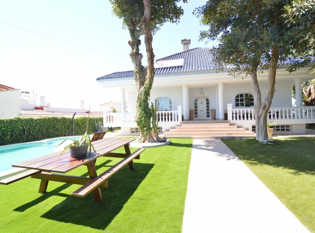 Resale - Villa - Torrevieja - torreta