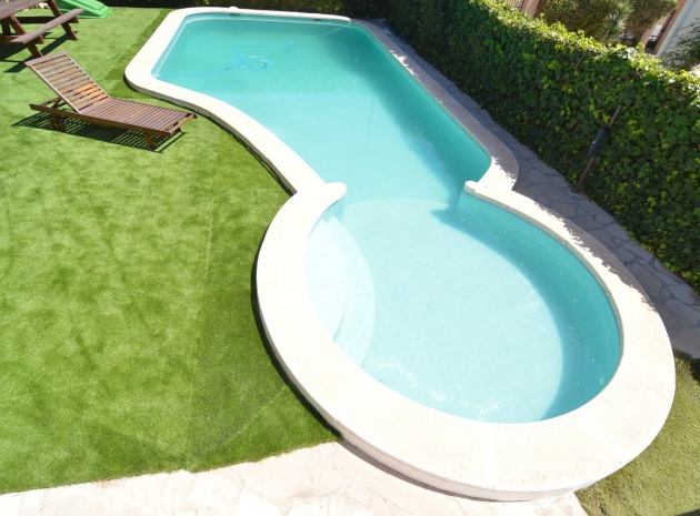 Resale - Villa - Torrevieja - torreta