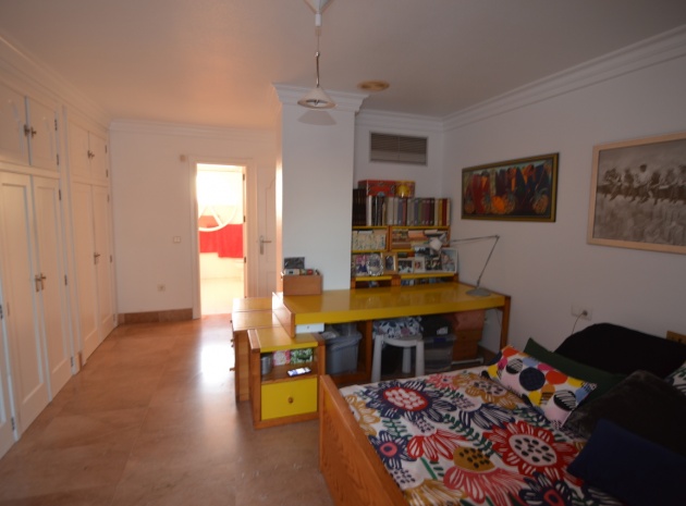 Resale - Villa - Torrevieja - torreta