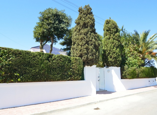 Resale - Villa - Torrevieja - torreta
