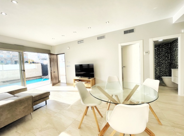 Resale - Villa - Villamartin - PAU 26