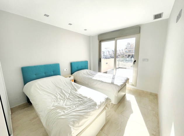 Resale - Villa - Villamartin - PAU 26