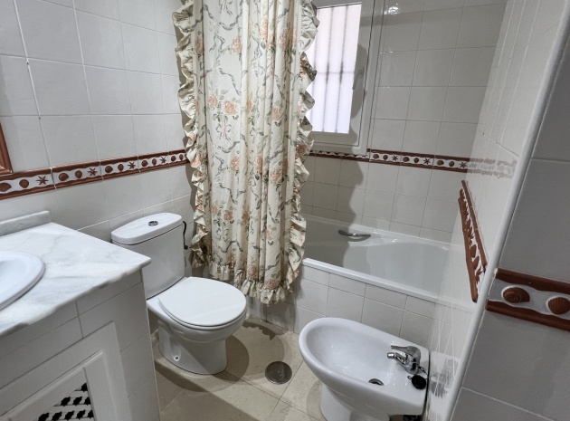 Resale - Apartment - Villamartin - La Fuente