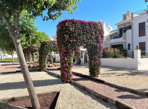 Resale - Apartment - Villamartin - La Fuente