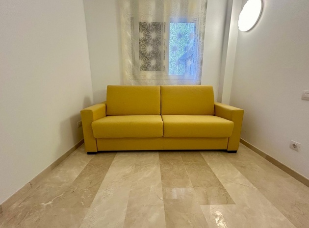 Resale - Apartment - Punta Prima - La Recoleta