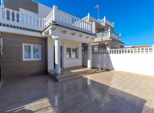Resale - Villa - Torrevieja - el chaparral