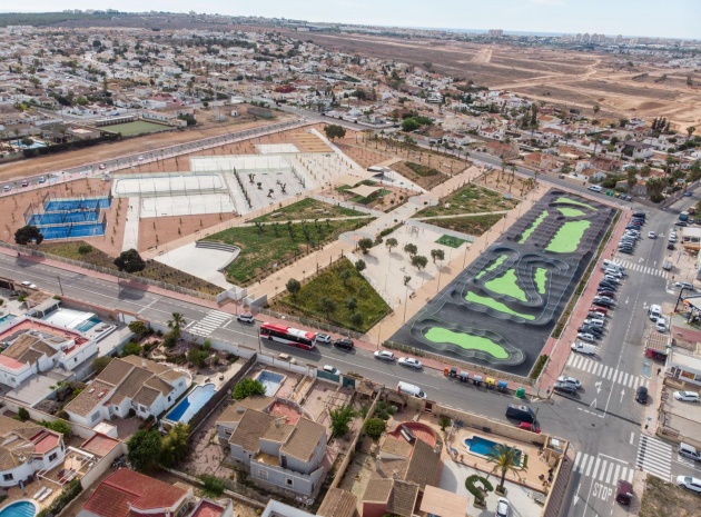 Resale - Villa - Torrevieja - el chaparral