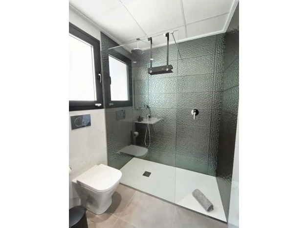 Resale - Villa - Los Montesinos - La Herrada