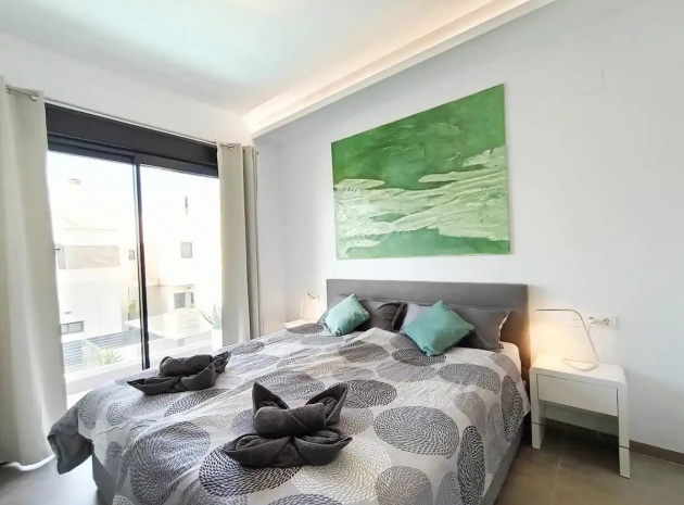 Resale - Villa - Los Montesinos - La Herrada