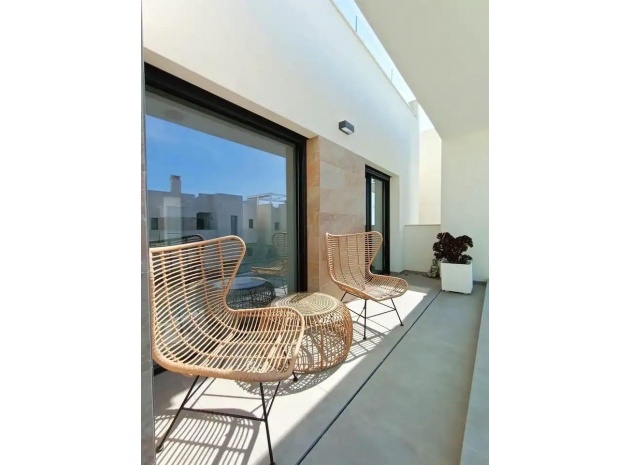 Resale - Villa - Los Montesinos - La Herrada