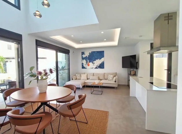 Resale - Villa - Los Montesinos - La Herrada