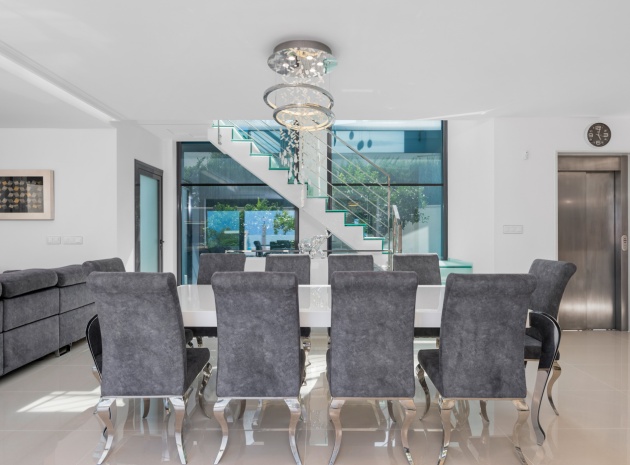 Resale - Villa - San Miguel de Salinas
