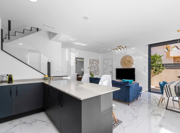 Resale - Villa - Los Montesinos - La Herrada