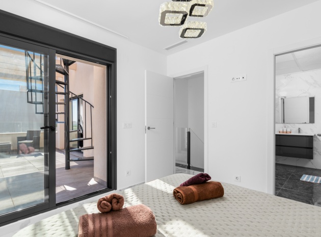 Resale - Villa - Los Montesinos - La Herrada