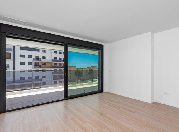 Resale - Apartment - Campoamor - Res. Seagardens