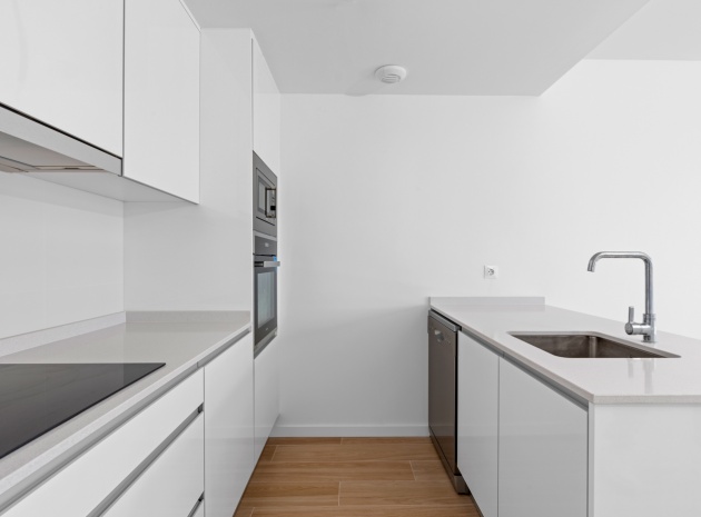 Resale - Apartment - Campoamor - Res. Seagardens