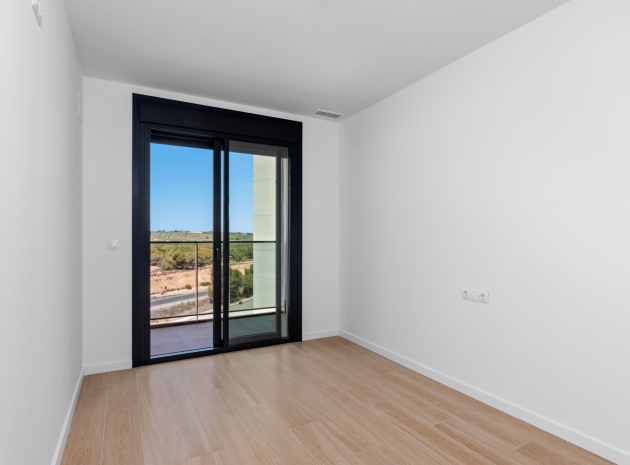 Resale - Apartment - Campoamor - Res. Seagardens