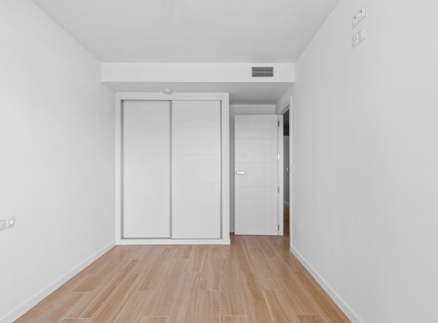 Resale - Apartment - Campoamor - Res. Seagardens