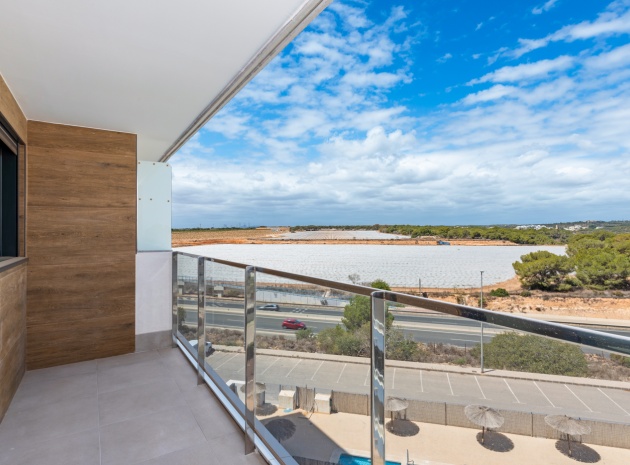 Resale - Apartment - Campoamor - Res. Seagardens