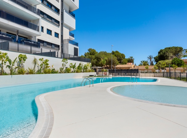 Resale - Apartment - Campoamor - Res. Seagardens