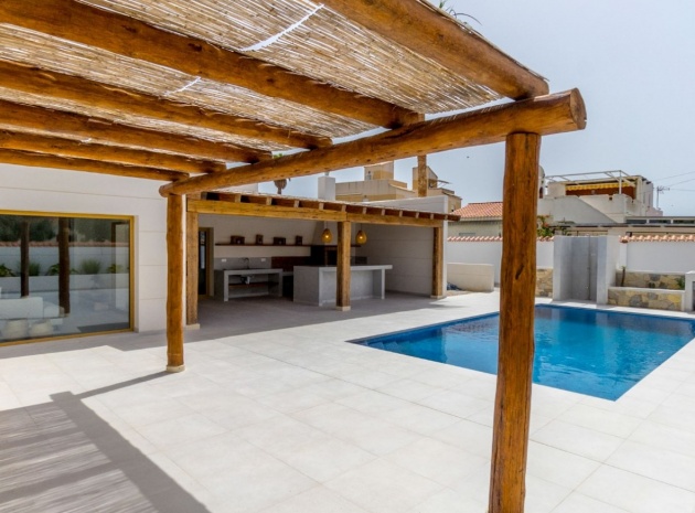 Resale - Villa - Torrevieja - torreta