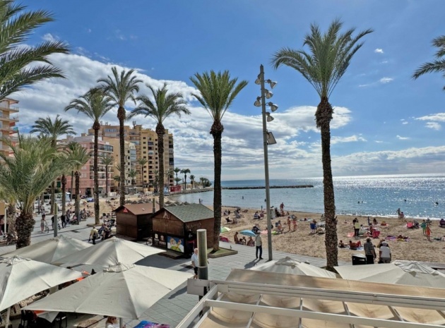 Resale - Apartment - Torrevieja - Playa Del Cura