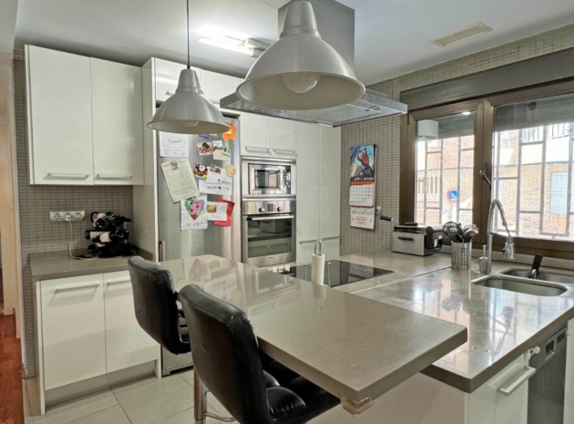 Resale - Apartment - Torrevieja - Playa Del Cura
