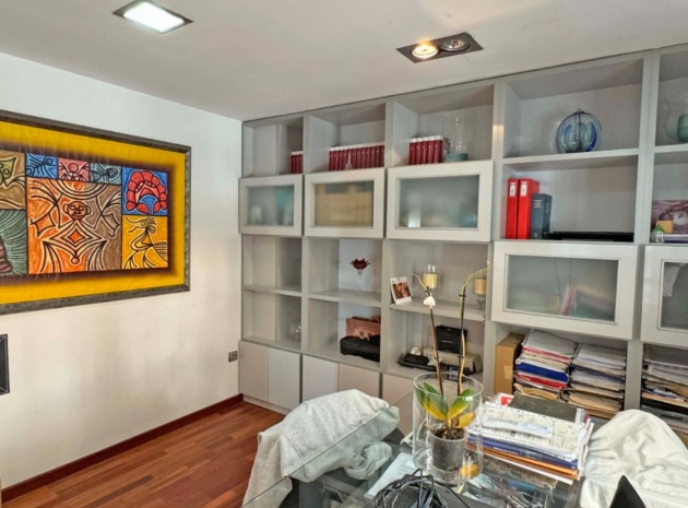 Resale - Apartment - Torrevieja - Playa Del Cura
