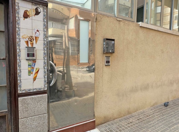 Resale - Apartment - Torrevieja - Playa Del Cura