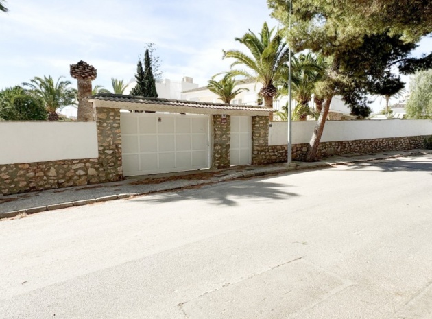 Resale - Villa - La Zenia - beachside la zenia