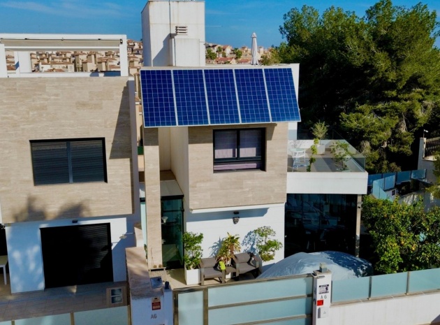 Resale - Villa - Villamartin - El Galan