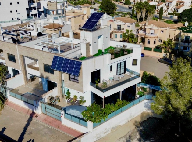 Resale - Villa - Villamartin - El Galan