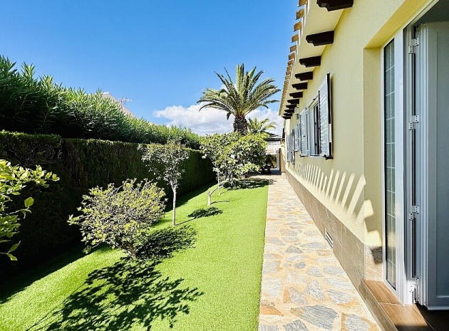 Wiederverkauf - Villa - Cabo Roig