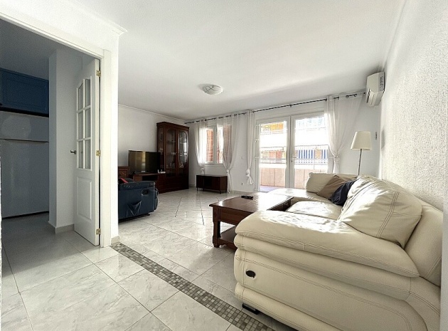 Resale - Apartment - Torrevieja - Playa del Acequión