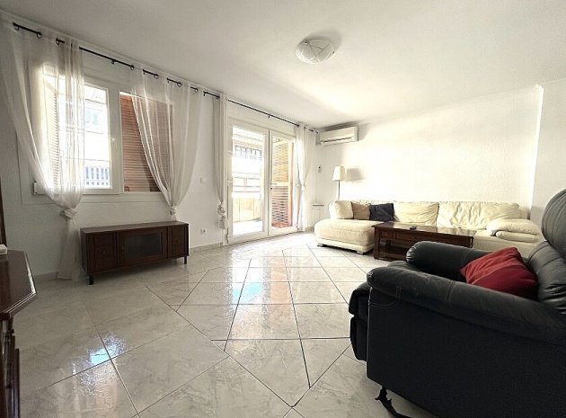 Resale - Apartment - Torrevieja - Playa del Acequión