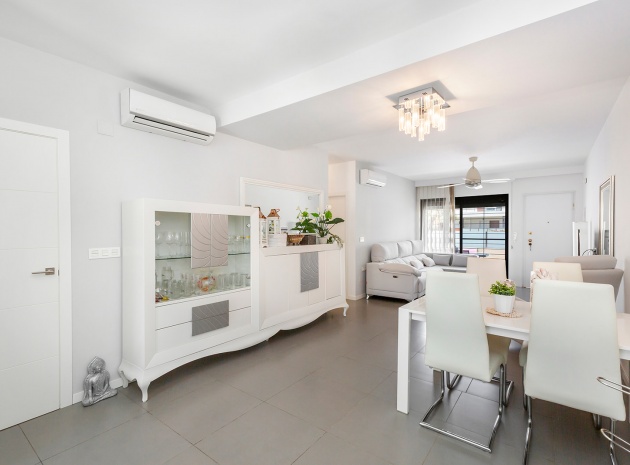Resale - Apartment - Torre de la Horadada