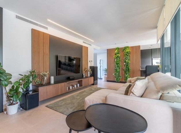 Resale - Villa - Los Balcones