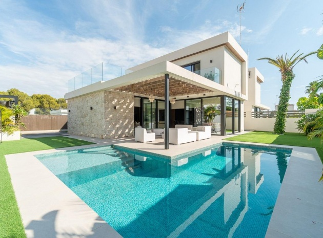 Resale - Villa - Los Balcones
