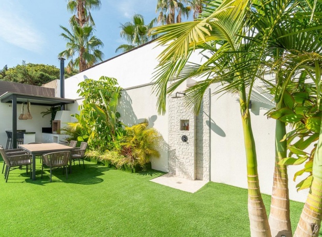 Resale - Villa - Los Balcones