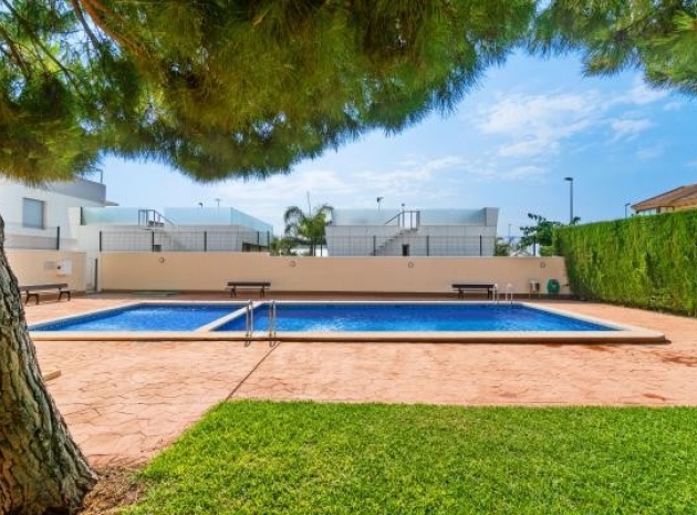 Resale - Apartment - Pilar de la Horadada