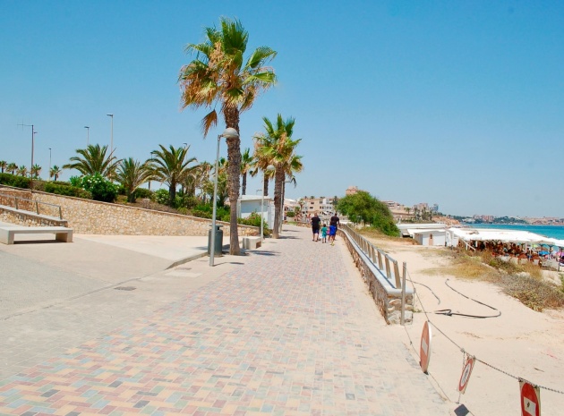 Resale - Apartment - Pilar de la Horadada
