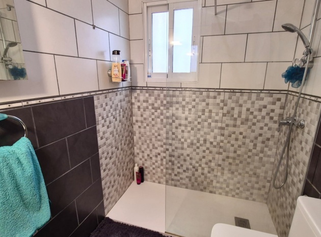 Resale - Villa - Villamartin - El Galan