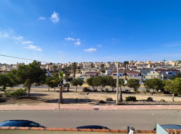 Resale - Villa - Villamartin - El Galan