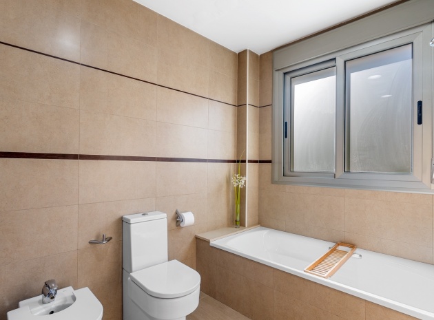 Resale - Townhouse - Guardamar del Segura - beachside