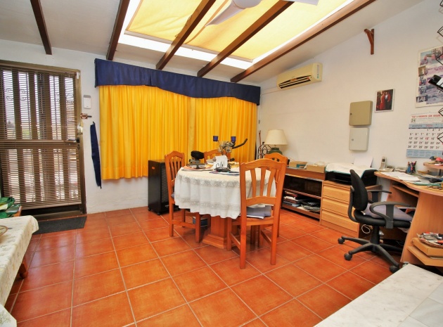 Resale - Townhouse - Villamartin - lomas del golf