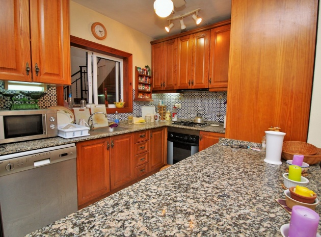 Resale - Townhouse - Villamartin - lomas del golf