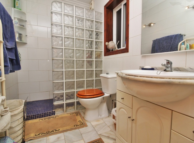 Resale - Townhouse - Villamartin - lomas del golf