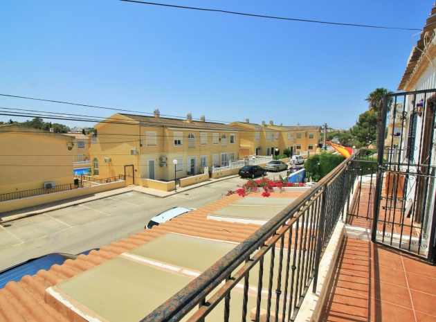 Resale - Townhouse - Villamartin - lomas del golf