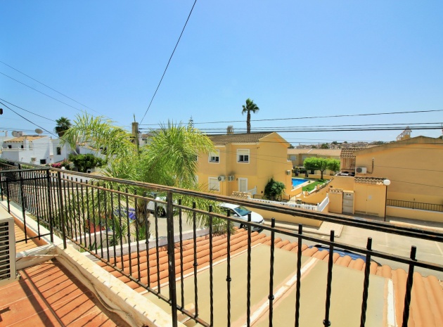 Resale - Townhouse - Villamartin - lomas del golf